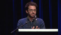 Jonathan Safran Foer: ‘Hier ben ik’